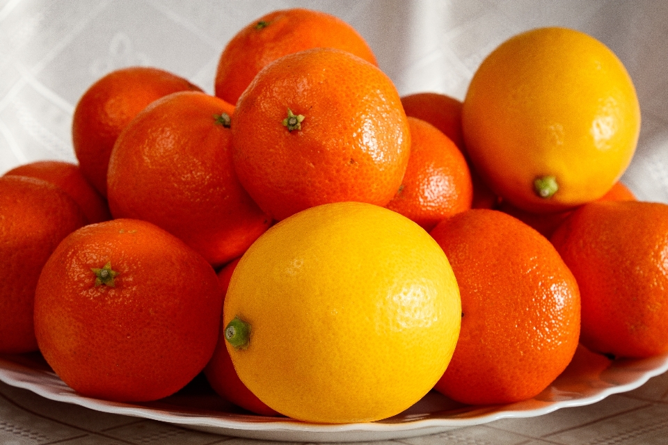 Mandarinas
 limones
 fruta alimento