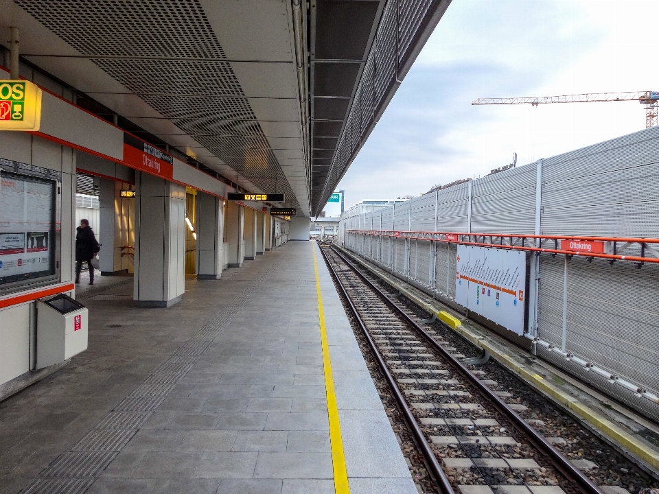 Vienna metro platform ottakring