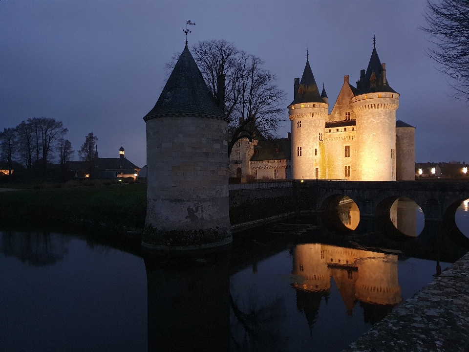 Souiller
 loire
 château moyen-âge
