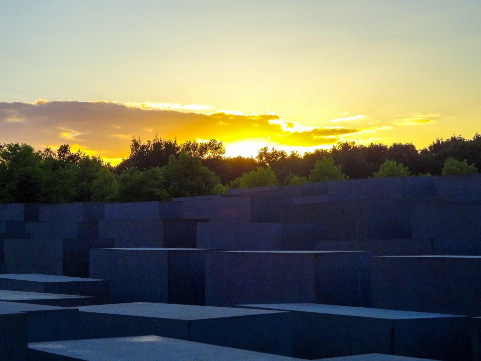 Monument mémorial coucher de soleil crépuscule