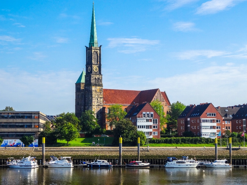 Kota bremen
 lanskap weser
