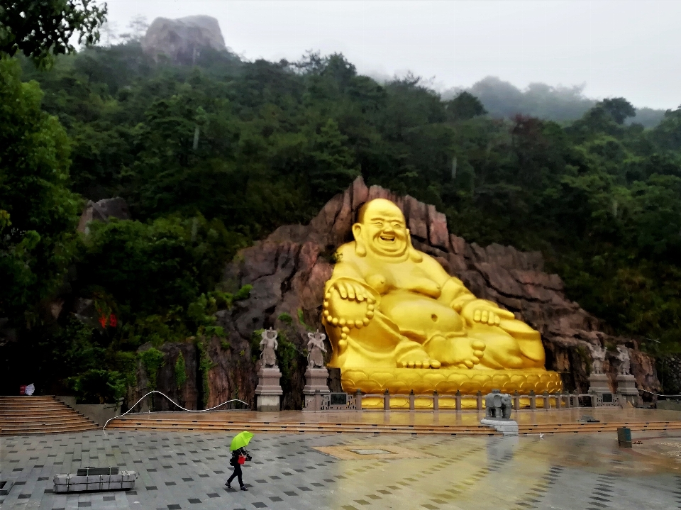 Maitreya buddha sculpture changtai