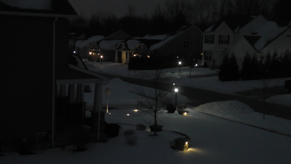 Schnee fallen nacht fenster