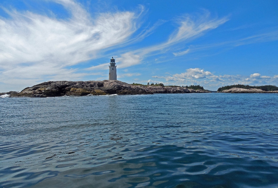 Faro maine costa rocciosa
 oceano