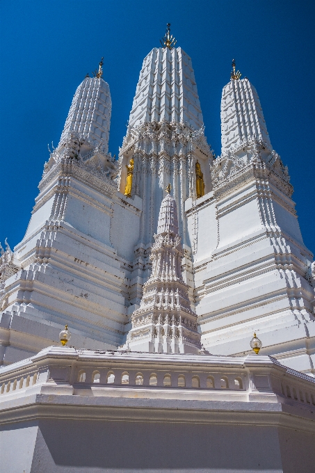 Thai architecture culture temples traditions