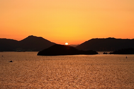 日没 小島 韓国 水 写真