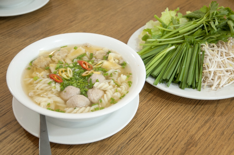 Mie beras udang potongan
