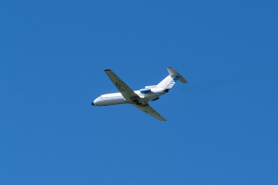 Aeronave iaque
 passageiro jato