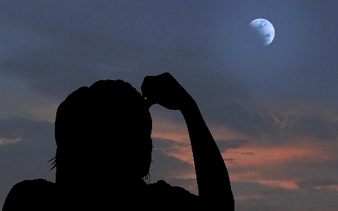 People watching moon the Photo