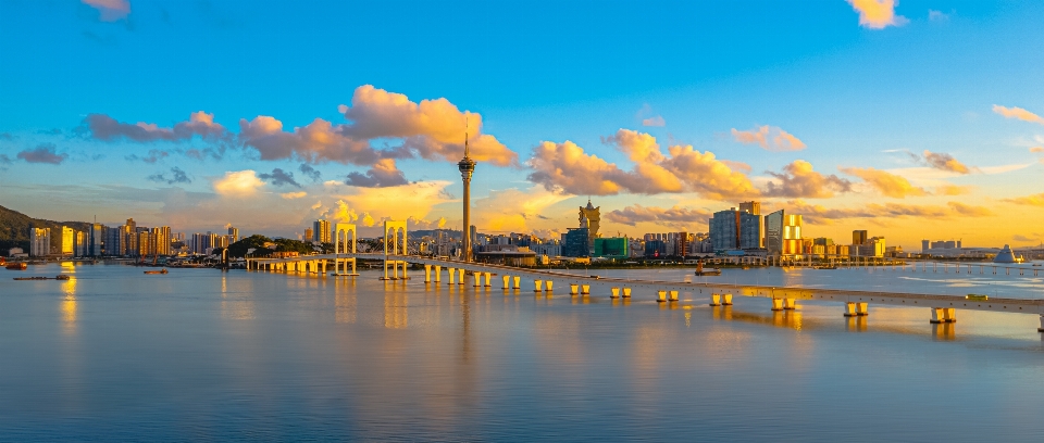 Macao alba nube acqua