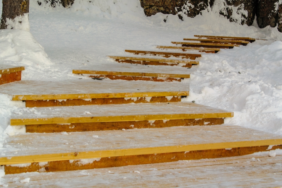 Imagens neve madeira escadaria