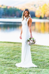 Woman water plant shoulder Photo