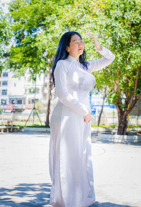 Leite vazar molhado aodai
