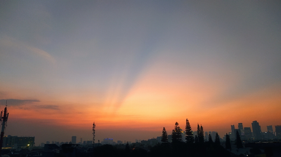 Sky cloud atmosphere afterglow