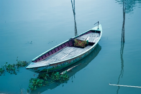 Foto Barco água barcos e equipamentos suprimentos náuticos
 veículo