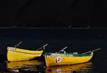 Foto Barco água barcos e equipamentos suprimentos náuticos
 veículo