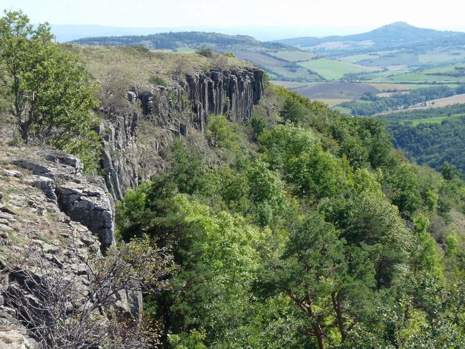 Aldea cielo montaña comunidad vegetal
