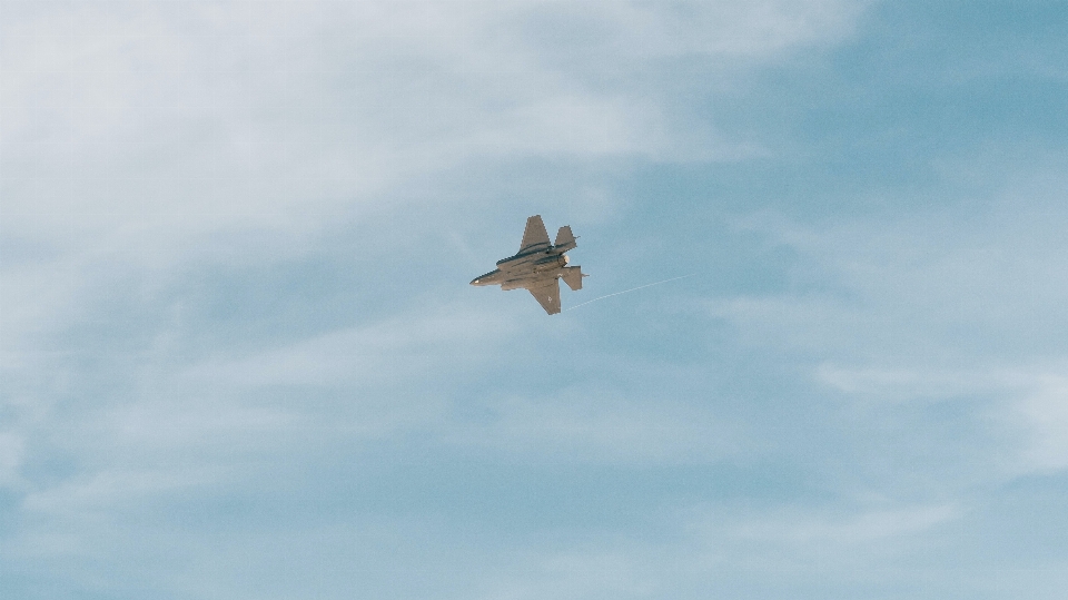 空 クラウド 航空機 航空