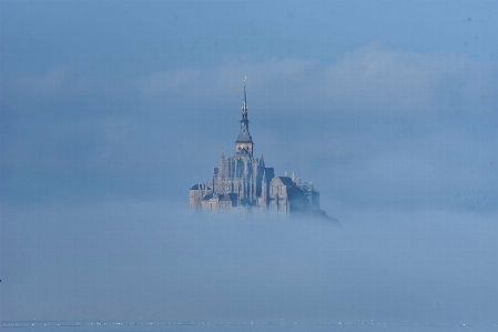 Sky cloud building fog Photo