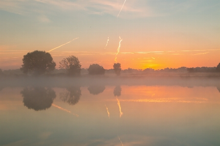 Sun cloud water sky Photo