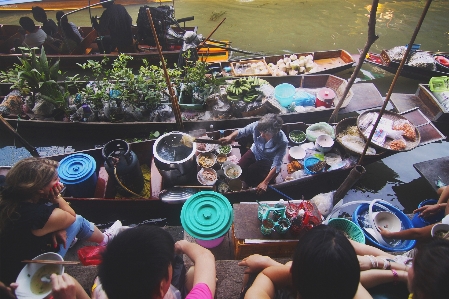 水 群衆 休暇 レクリエーション 写真