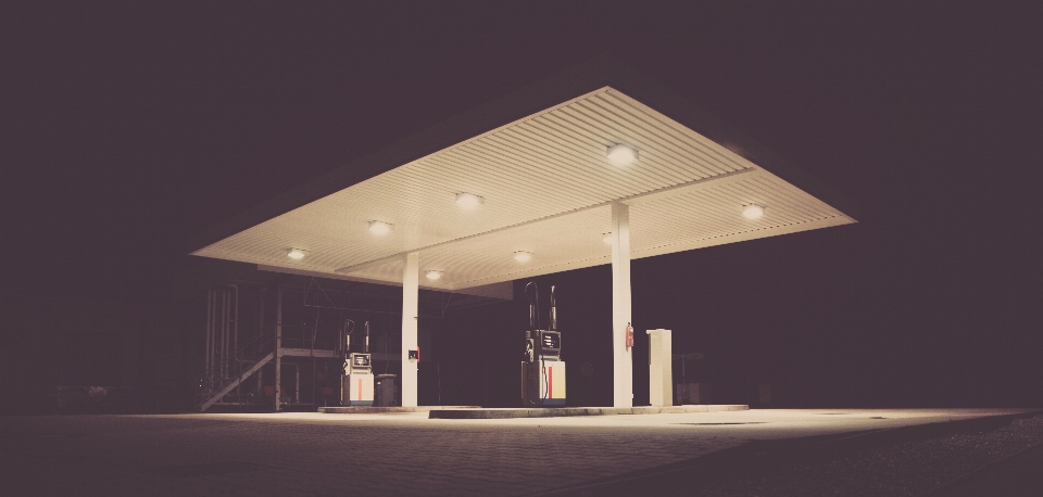 Light dark ceiling gas station