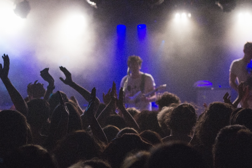 Musique personnes guitare foule