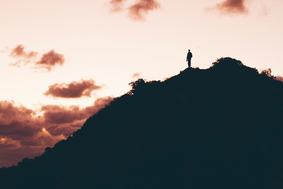 Man horizon silhouette mountain