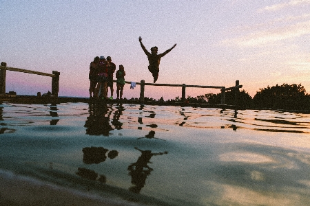 男 ビーチ 海 海岸 写真