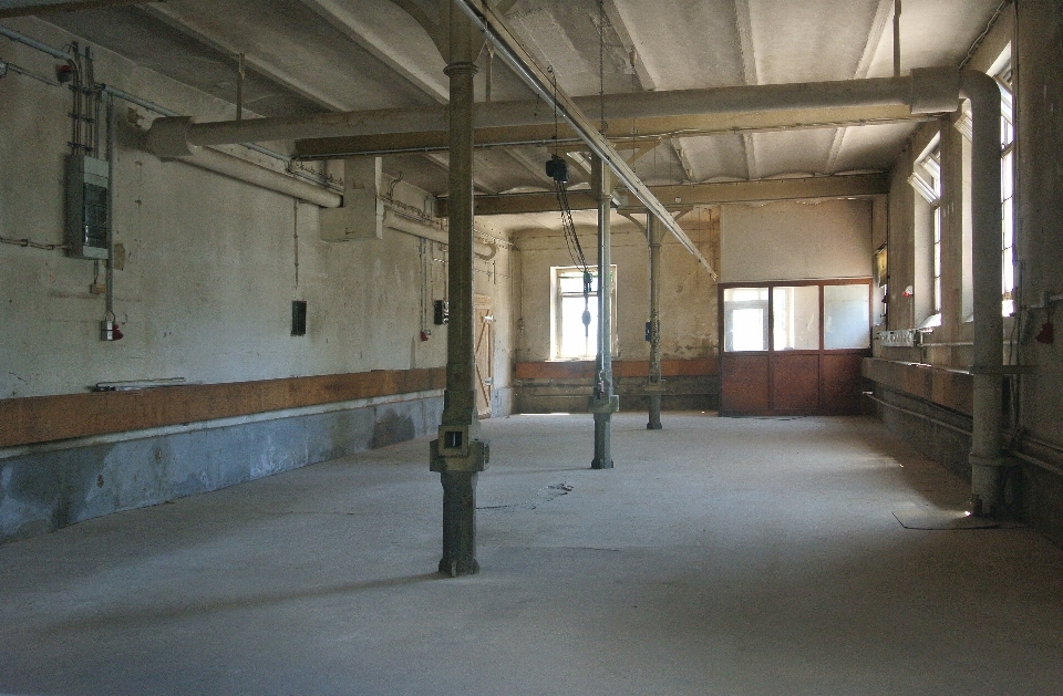 Holz boden gebäude saal