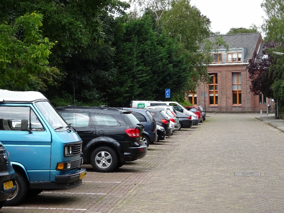 Straße auto lieferwagen parken