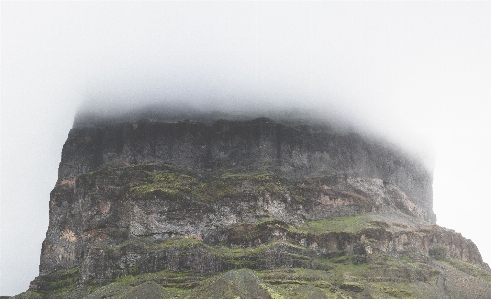 Foto Bosque rock montaña nube