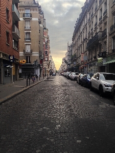 Foto Peatonal camino calle ciudad