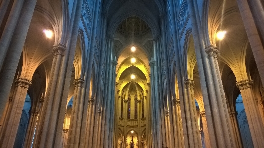 Photo Architecture bâtiment église cathédrale