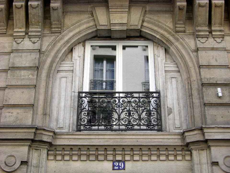 Extérieur architecture rue manoir
