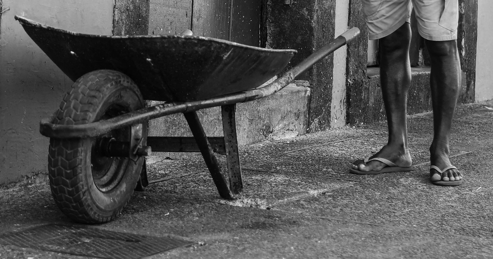 Bianco e nero
 ruota carrello veicolo