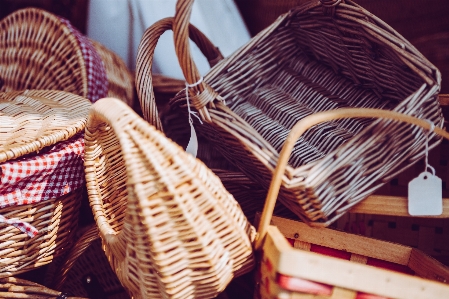 Foto Kayu makanan keranjang barang dagangan
