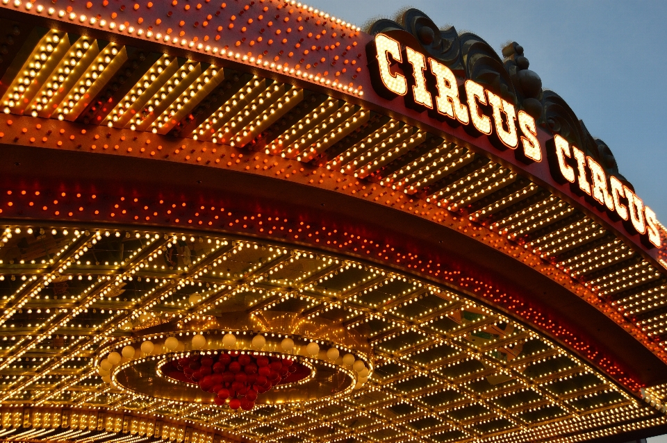 Leggero casa teatro dell'opera
 punto di riferimento