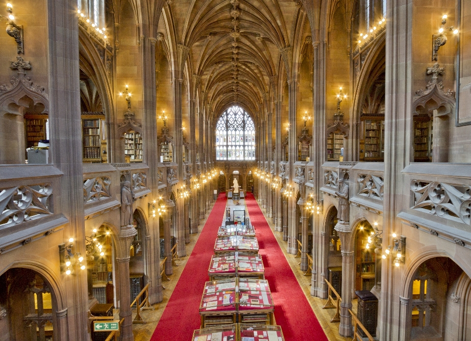 Livro ler prédio palácio