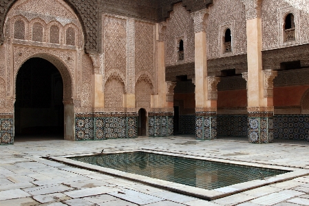 Photo Architecture bâtiment palais piscine