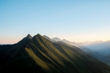 自然 荒野
 山 日の出 写真