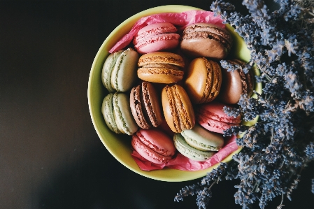 Foto Bunga makanan menghasilkan kue serabi