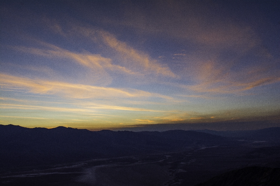 Horizonte montaña nube cielo