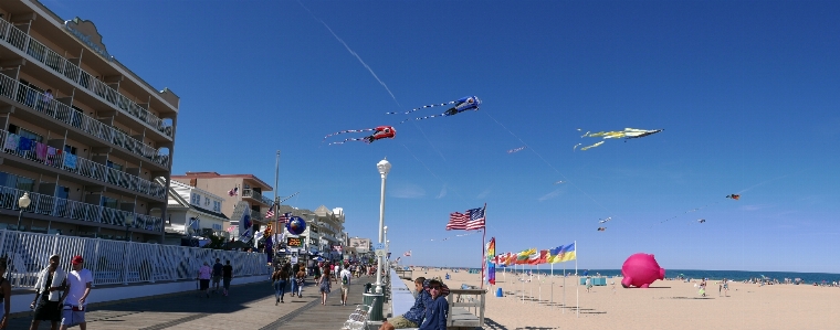 Boardwalk walkway toy sports Photo