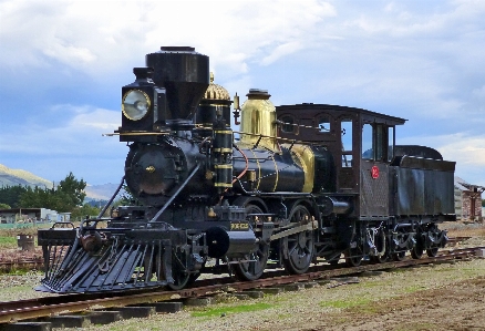 Foto Acompanhar trem asfalto
 transporte