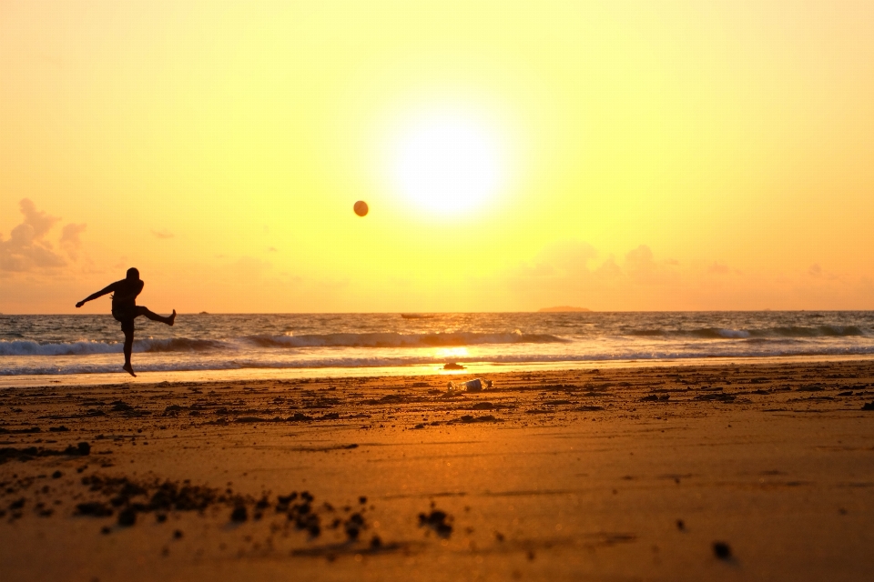 Playa mar costa arena