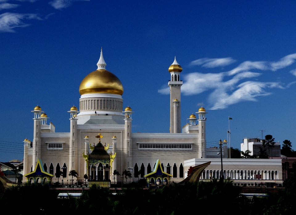 Arsitektur bangunan menara tengara