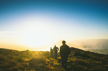 Foto Lanskap alam cakrawala gunung