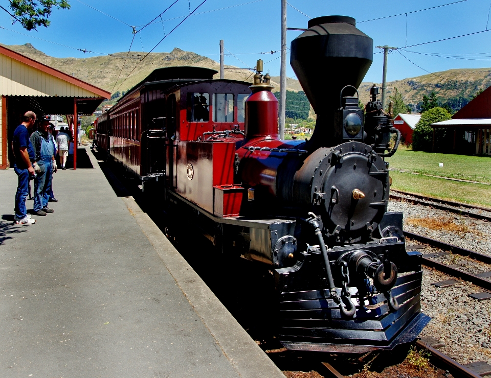 Pista steam tren asfalto
