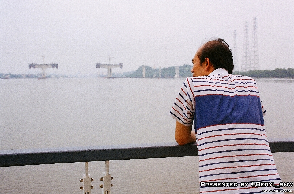 Putih kota tua sepeda